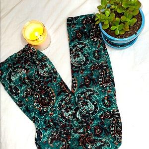 LuLaRoe OS Leggings ✨